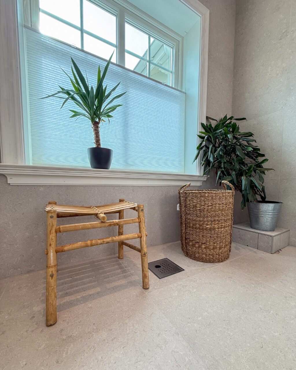 Instagram post from harenstams. This post is in position 2.