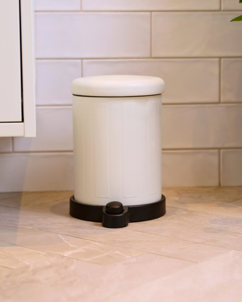 Instagram post from harenstams. This post is in position 3.