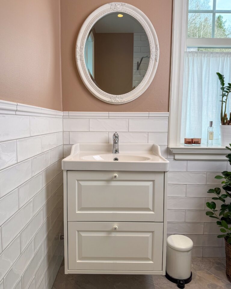 Instagram post from harenstams. This post is in position 4.